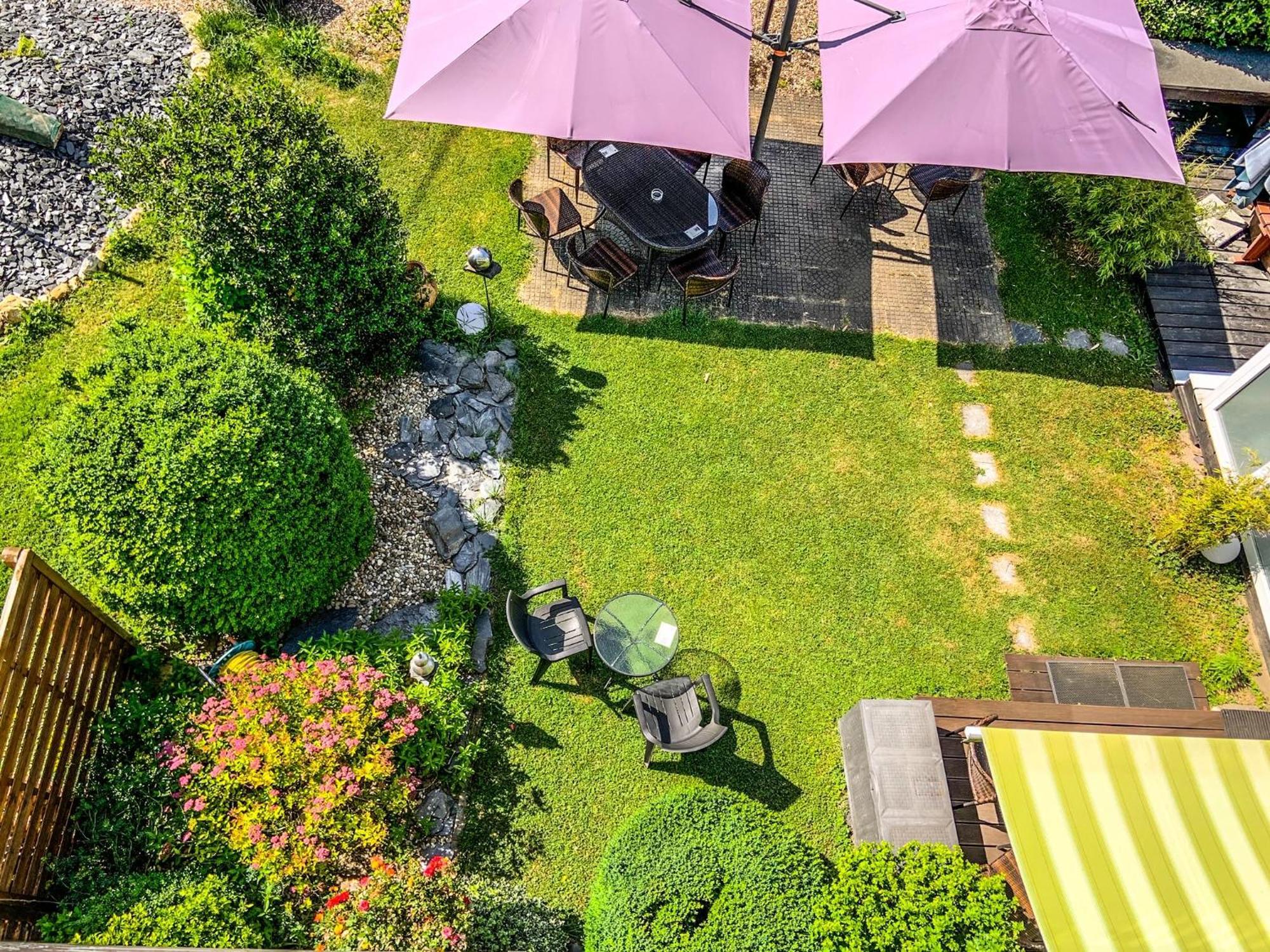 Moselhotel Weinhaus Simon 'Sauna'Restaurant'Eladesaeule Винтрих Екстериор снимка